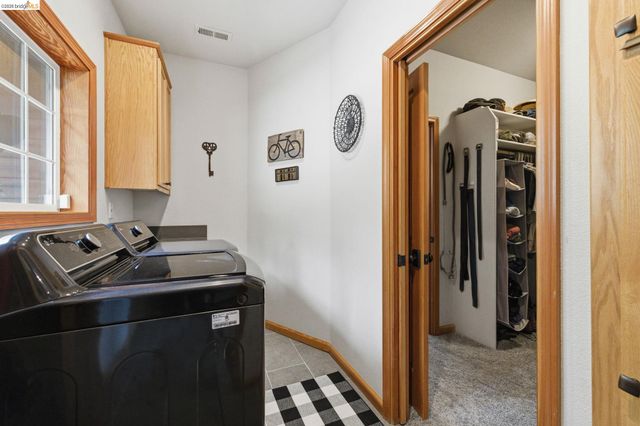 23333 Gurney Station Rd, Twain Harte, CA 95383