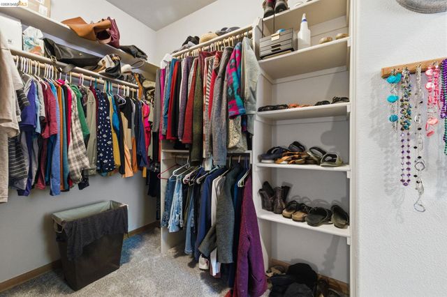 23333 Gurney Station Rd, Twain Harte, CA 95383