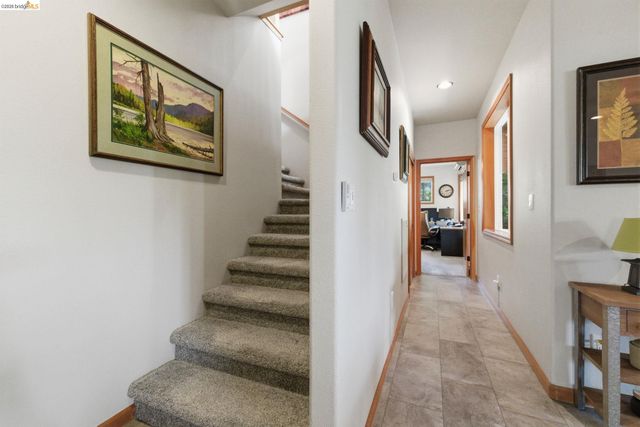 23333 Gurney Station Rd, Twain Harte, CA 95383