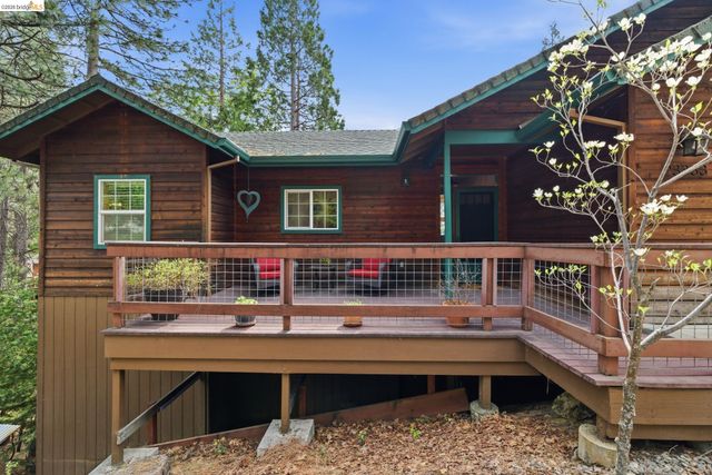 23333 Gurney Station Rd, Twain Harte, CA 95383