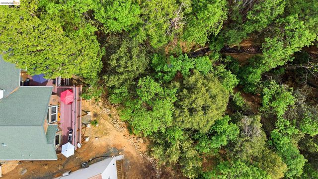 23333 Gurney Station Rd, Twain Harte, CA 95383