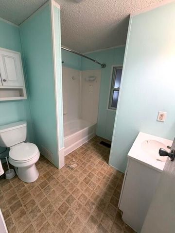 8423 SE Sandy Lane, Hobe Sound, FL 33455