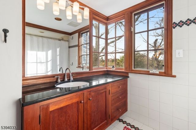 79 Green Ave, Montgomery Twp., NJ 08502