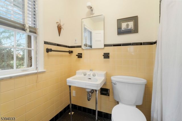 79 Green Ave, Montgomery Twp., NJ 08502