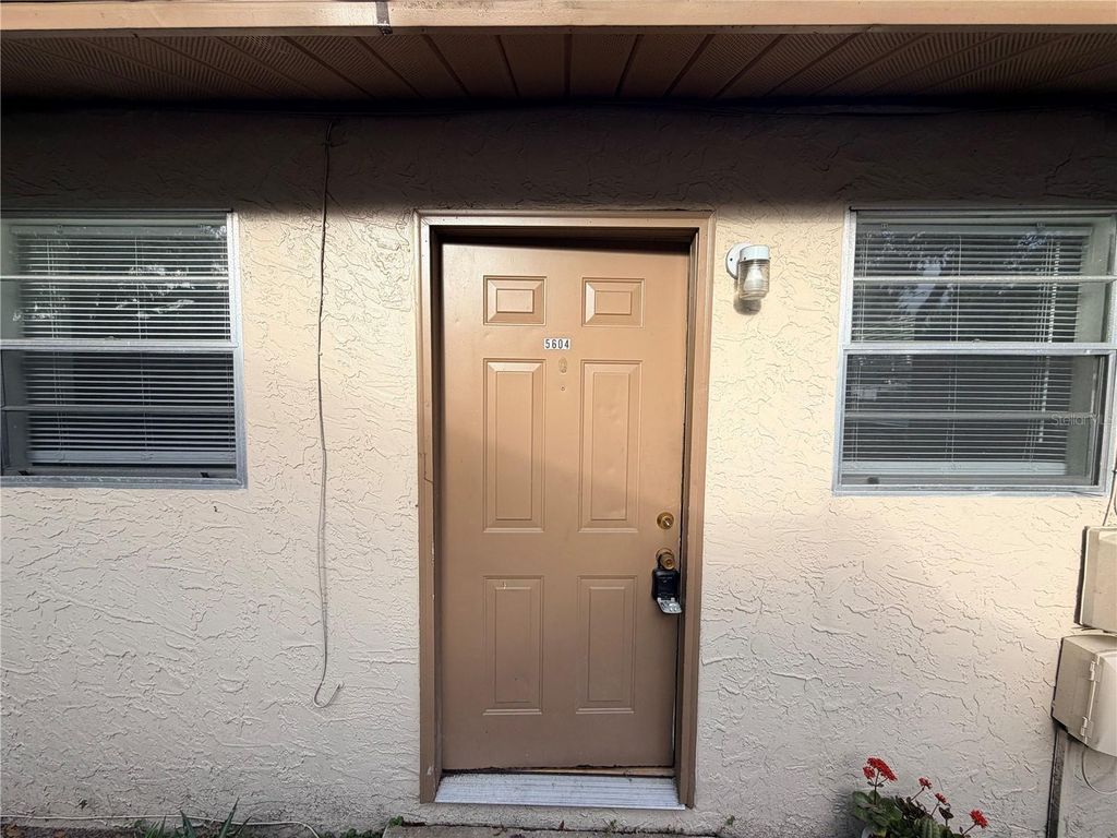 5604 MONTANA AVENUE, New Port Richey, FL 34652