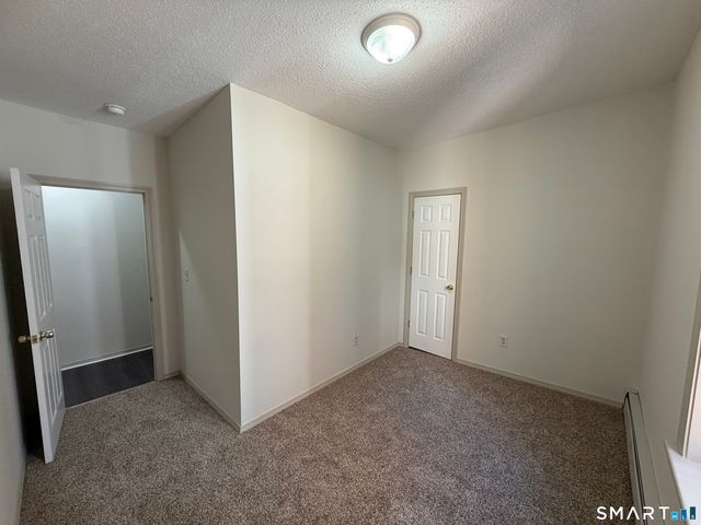 834 Park Street 3W, Hartford, CT 06106