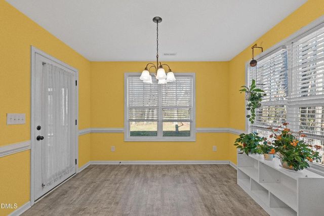 102 Lakeview Drive, Four Oaks, NC 27524