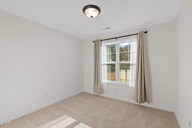 102 Lakeview Drive, Four Oaks, NC 27524