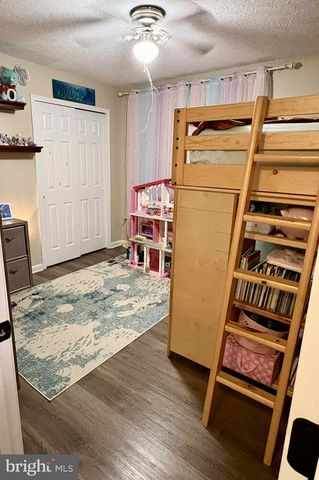 49 SHUYKILL DR, Martinsburg, WV 25403