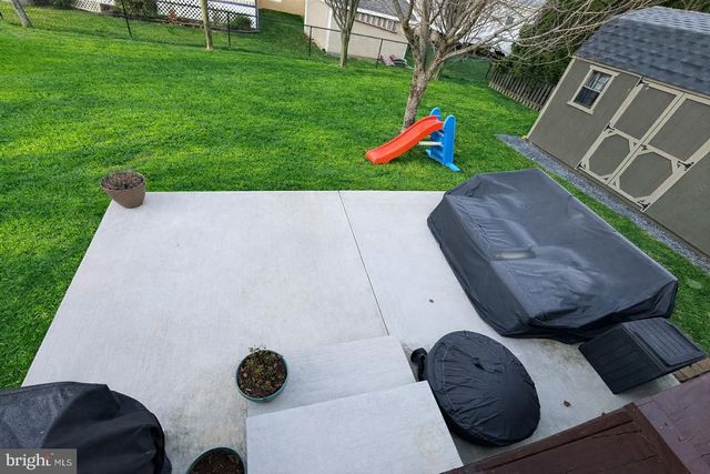 49 SHUYKILL DR, Martinsburg, WV 25403