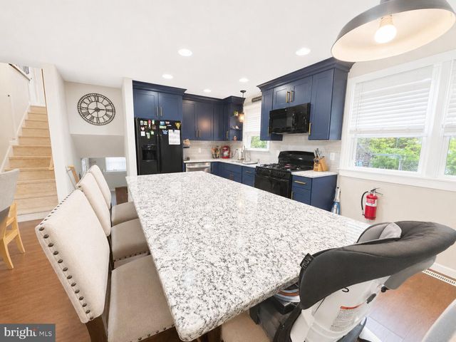 523 GREENWOOD AVE, Riverside, NJ 08075