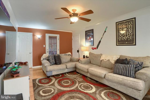 437 APPLETREE RD, Camp Hill, PA 17011