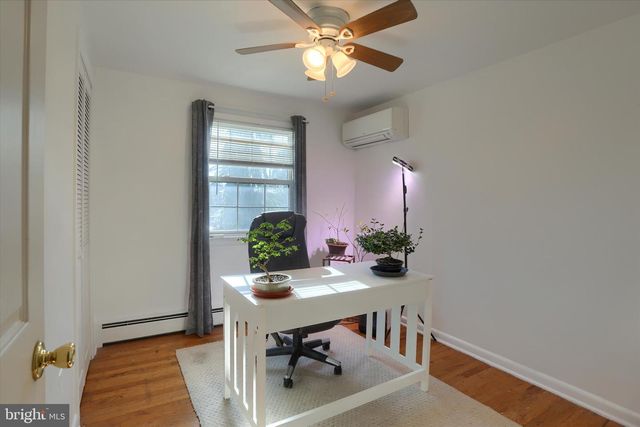 437 APPLETREE RD, Camp Hill, PA 17011