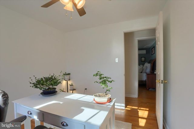 437 APPLETREE RD, Camp Hill, PA 17011