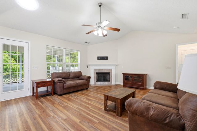 1648 Langley Dr., Longs, SC 29568