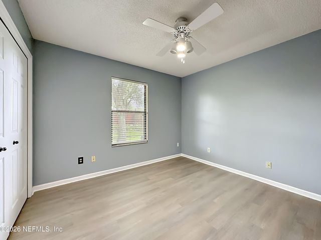 341 HICKORY HOLLOW Drive N, Jacksonville, FL 32225