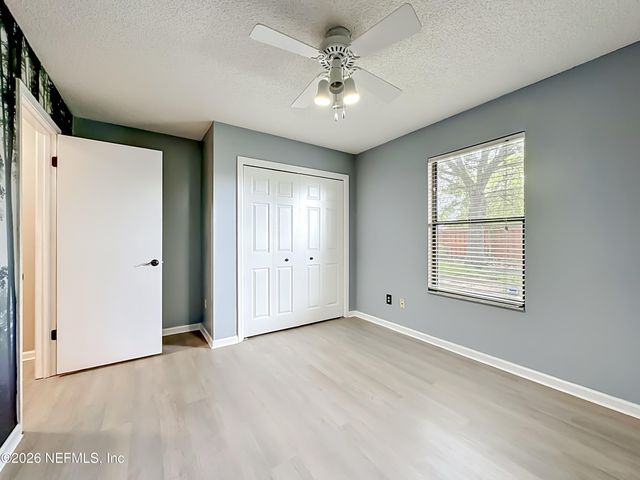 341 HICKORY HOLLOW Drive N, Jacksonville, FL 32225