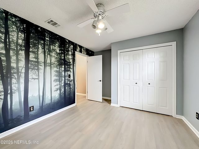 341 HICKORY HOLLOW Drive N, Jacksonville, FL 32225