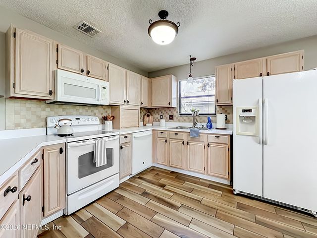 341 HICKORY HOLLOW Drive N, Jacksonville, FL 32225