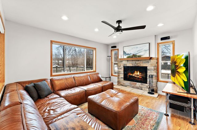 1947 Field Avenue, Saint Paul, MN 55116