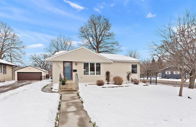 1947 Field Avenue, Saint Paul, MN 55116