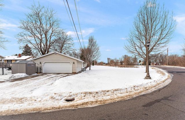 1947 Field Avenue, Saint Paul, MN 55116