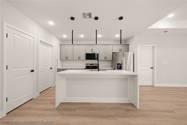 7701 Sun N Lake Boulevard, Sebring, FL 33872