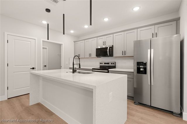 7701 Sun N Lake Boulevard, Sebring, FL 33872