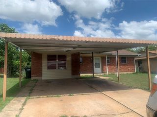 1334 N Nail Parkway, Moore, OK 73160