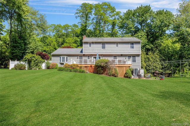 17 Byram Lake Road, Armonk, NY 10504