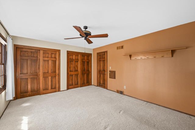 W331S4025 Connemara DRIVE, Dousman, WI 53118