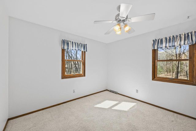 W331S4025 Connemara DRIVE, Dousman, WI 53118