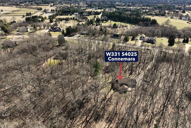 W331S4025 Connemara DRIVE, Dousman, WI 53118