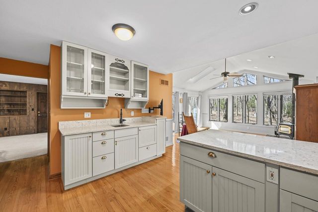 W331S4025 Connemara DRIVE, Dousman, WI 53118