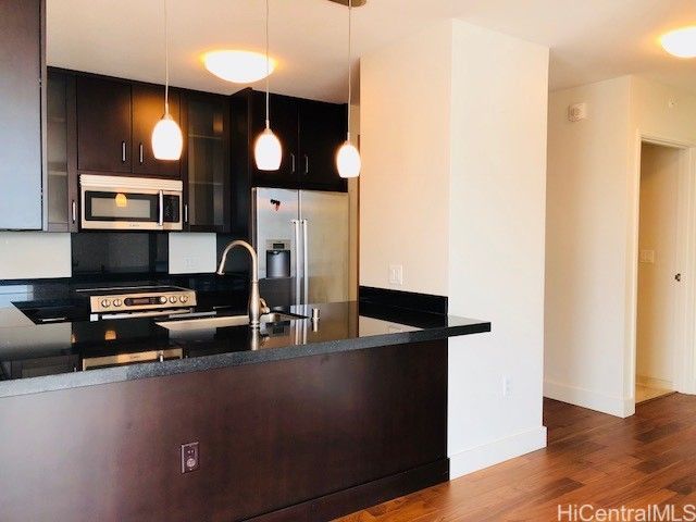 1189 Waimanu Street 1806, Honolulu, HI 96814