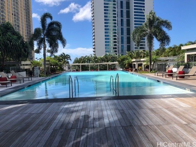 1189 Waimanu Street 1806, Honolulu, HI 96814