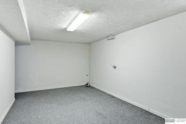 1328 Washington Street, Omaha, NE 68107