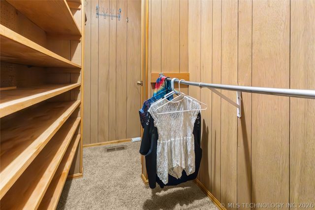 114581 Castaway Court, Eufaula, OK 74432