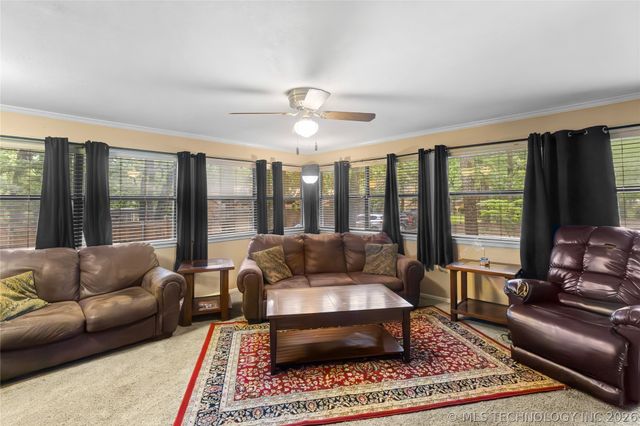 114581 Castaway Court, Eufaula, OK 74432