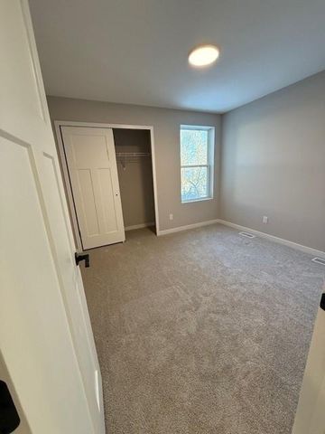 21905 Sawyer Lane, Rogers, MN 55374