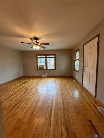 4025 L Street, Lincoln, NE 68510