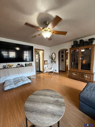 4025 L Street, Lincoln, NE 68510