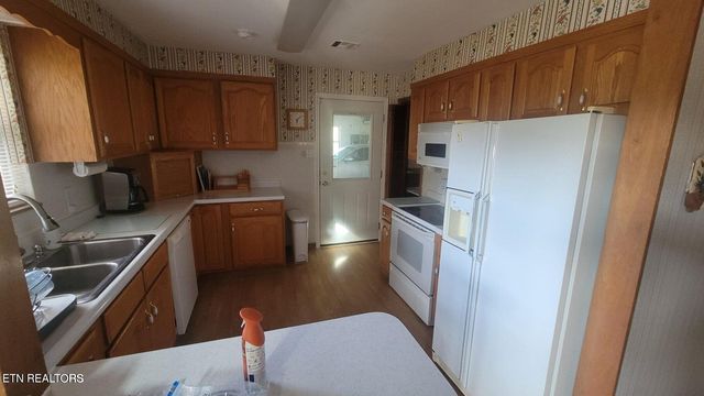 339 Sparks Landing Rd, Maynardville, TN 37807