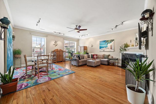 1801 W Addison Street 1E, Chicago, IL 60613