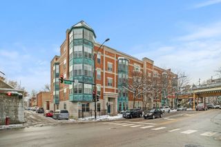 1801 W Addison Street 1E, Chicago, IL 60613