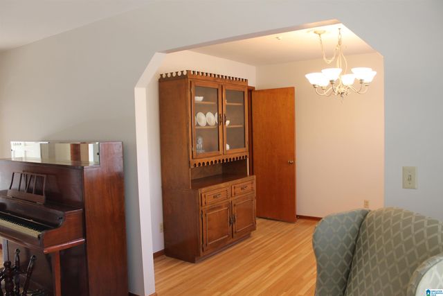 8913 MARSH MOUNTAIN ROAD, Pinson, AL 35126