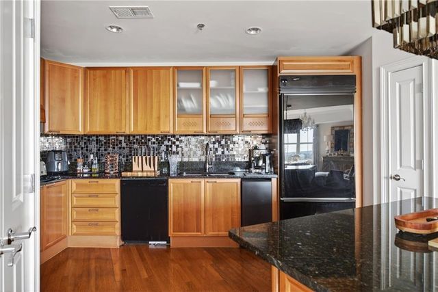 2881 Peachtree Road NE 1102, Atlanta, GA 30305