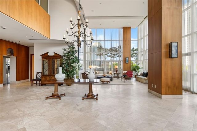 2881 Peachtree Road NE 1102, Atlanta, GA 30305