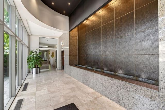 2881 Peachtree Road NE 1102, Atlanta, GA 30305