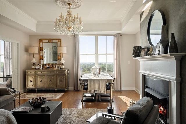 2881 Peachtree Road NE 1102, Atlanta, GA 30305